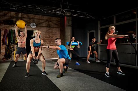 the garage chicago gym - group training|personal training for new athletes and group  .